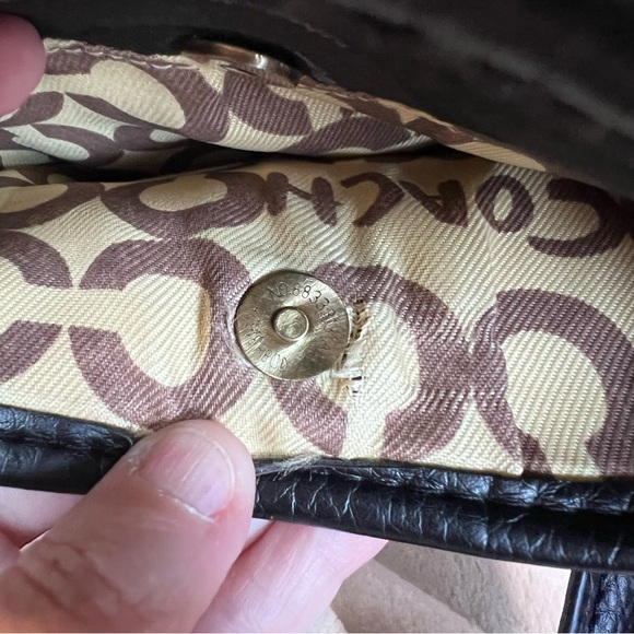 ⭐️ Coach Black Signature Crossbody Bag - Picture 7 of 13